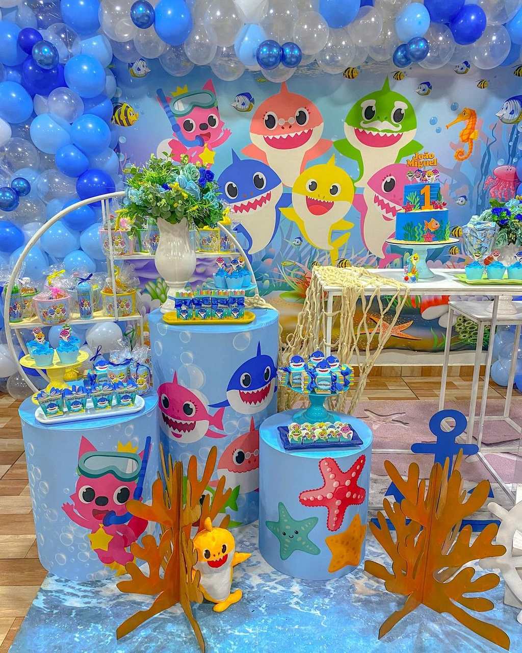 20 ideias de decoração para uma festa Baby Shark de arrasar!