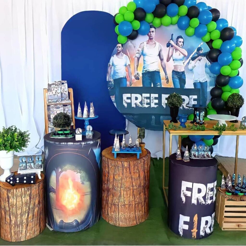 Bolo Free Fire: Fotos de festas de aniversário com o tema do jogo